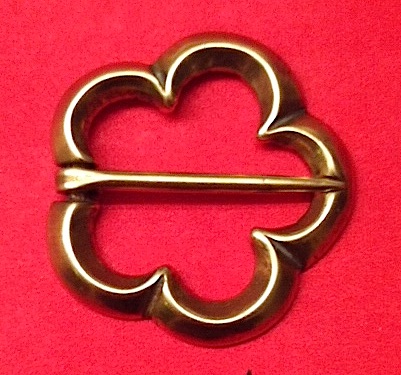 Annular Cinquefoil, brooch