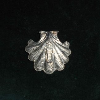 Scallop Shell Badge